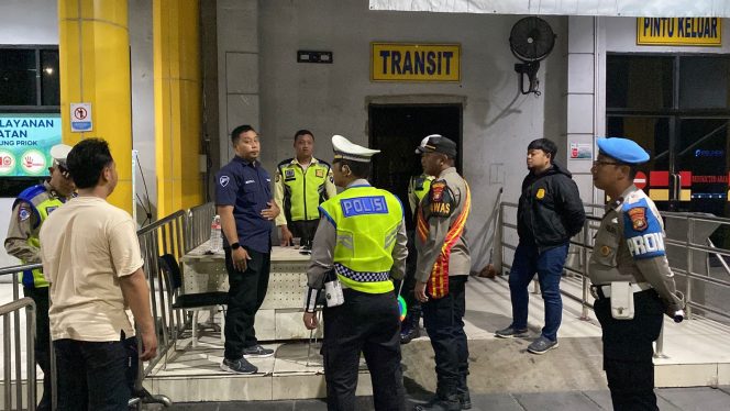 
					Kapolres Priok Terjun Langsung Patroli Skala Besar dalam Rangka Jaga Jakarta, Jamin Kamtibmas Aman