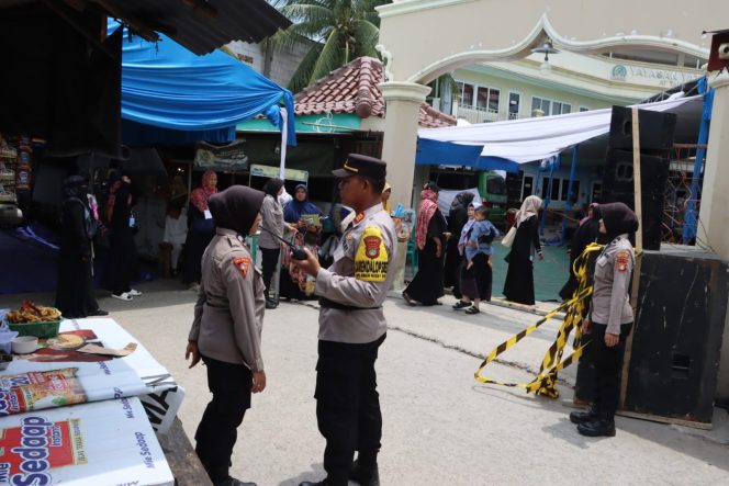
					Warga Apresiasi Polri, Maulid Nabi Bersama Ustadzah Syarifah Halimah Alaydrus Berlangsung Aman