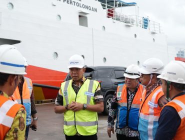 Direktur Komersial Pelindo, Drajat Sulistyo saat berada di Pelindo Regional 4 Makassar