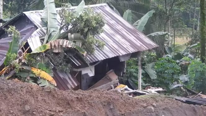 
					Lagi, Bencana Tanah Longsor Terjadi di Kabupaten Banjarnegara