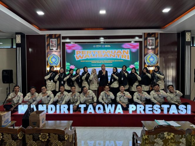 
 Guru Muhammadiyah sebagai Pelopor Inovasi Pendidikan di SMP MBS Zam-Zam Cilongok