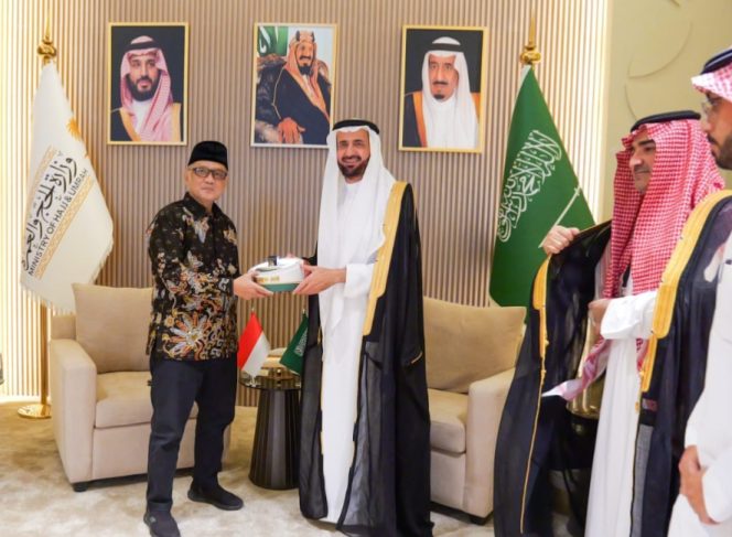
					Menhaj Gus Irfan dan Menteri Saudi Arabia