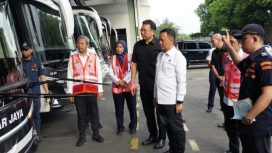 Dirjen Hubdat saat tinjau ramcheck di PO Bus Sinar Jaya