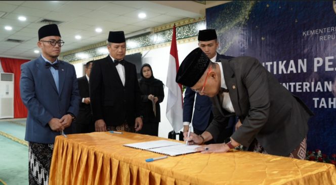 
 Pengesahan pelantikan Pejabat Struktural Kemenhaj oleh Menhaj Gus Irfan