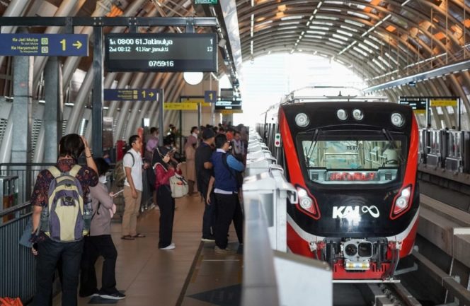 
					Naik LRT Jabodebek Makin Praktis, KAI Luncurkan Pembayaran QRIS Tap via HP Android NFC