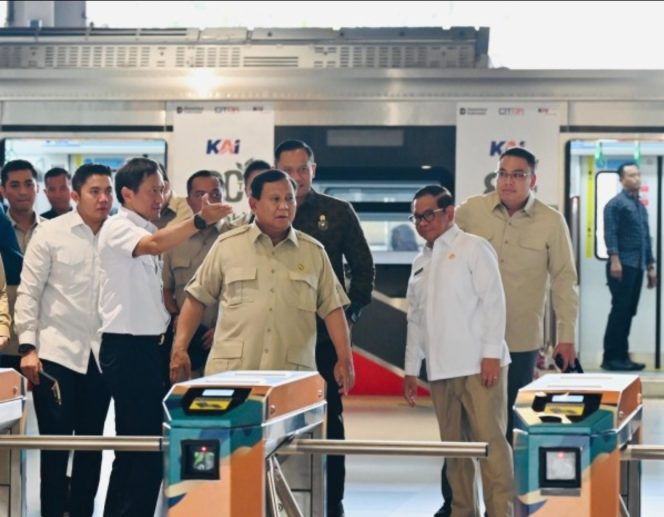 
					Prabowo Dukung Penambahan 30 Rangkaian KRL Baru, Pemerintah Siapkan Rp5 Triliun untuk Tingkatkan Layanan Publik