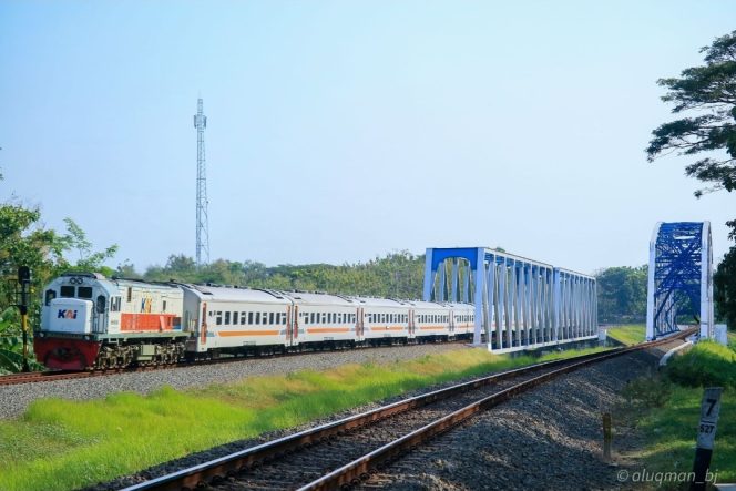 
					KAI Catat 45,8 Juta Pelanggan hingga Oktober 2025, KA Joglosemarkerto Paling Ramai Diminati