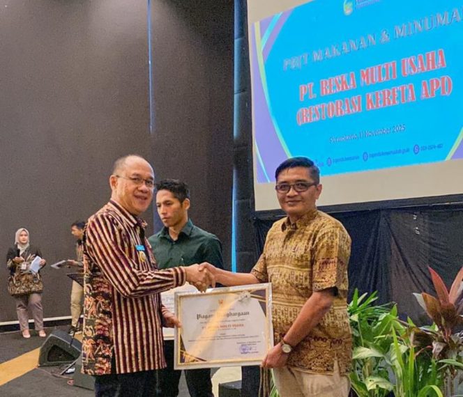 
 KAI Services Raih Penghargaan dari Pemkab Banyumas atas Kontribusi Pembangunan Daerah