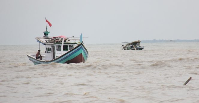
					Waspada Siklon Tropis FINA, Nelayan Diimbau Prioritaskan Keselamatan Saat Melaut