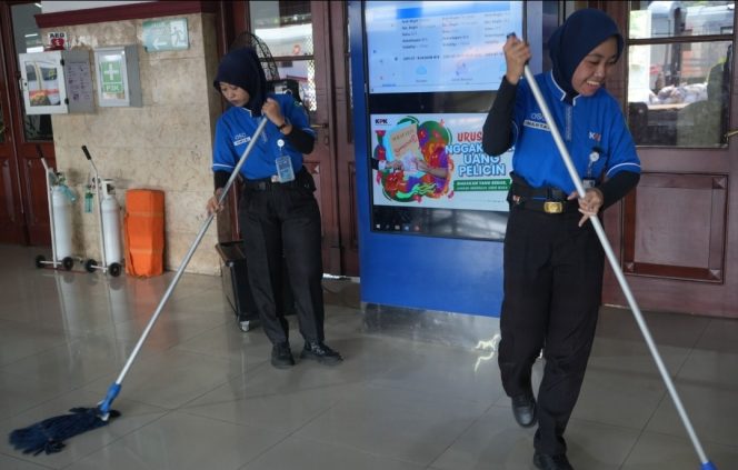 
 KAI Tingkatkan Layanan Angkutan Nataru 2025/2026, Dorong Perputaran Ekonomi Nasional