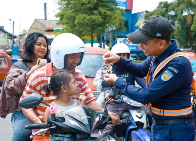 
					KAI Daop 1 Jakarta Gencarkan Sosialisasi Keselamatan di Perlintasan Sebidang JPL 78 Stasiun Bekasi
