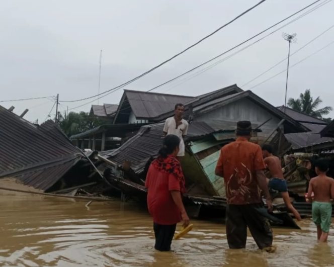 
					Aceh Tamiang Mencekam Dilanda Banjir, Warga Butuh Makanan dan Air Bersih