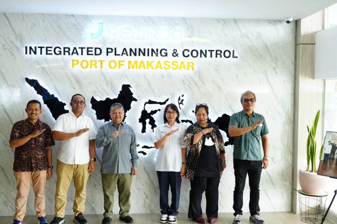 
					Kunjungan kerja Kemenko Perekonomian ke Makasar New Port (MNP). Foto istimewa/Pelindo Regional 4 Makassar 