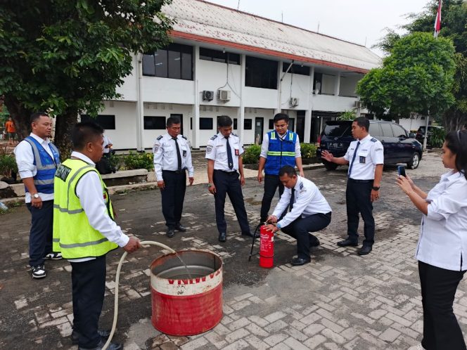 
					DAMRI Perkuat Kesiapsiagaan Kru dan Operasional untuk Hadirkan Perjalanan Aman, Nyaman, dan Berkeselamatan di Masa Libur Nataru