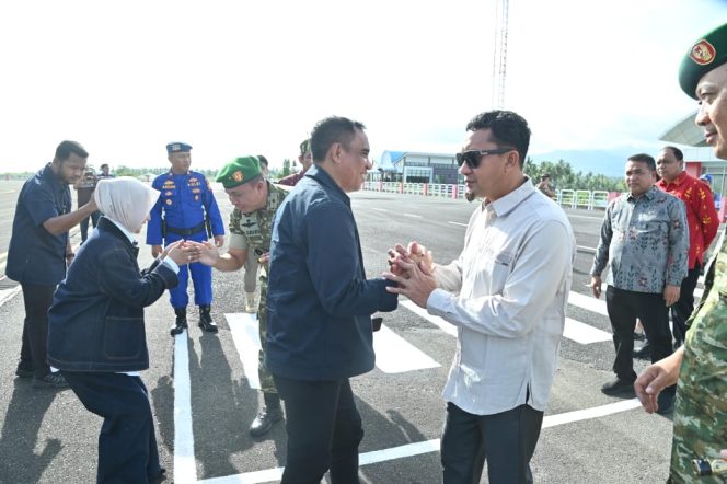 
					Gubernur Anwar Hafid Hadiri Puncak HUT ke-22 Kabupaten Tojo Una-Una