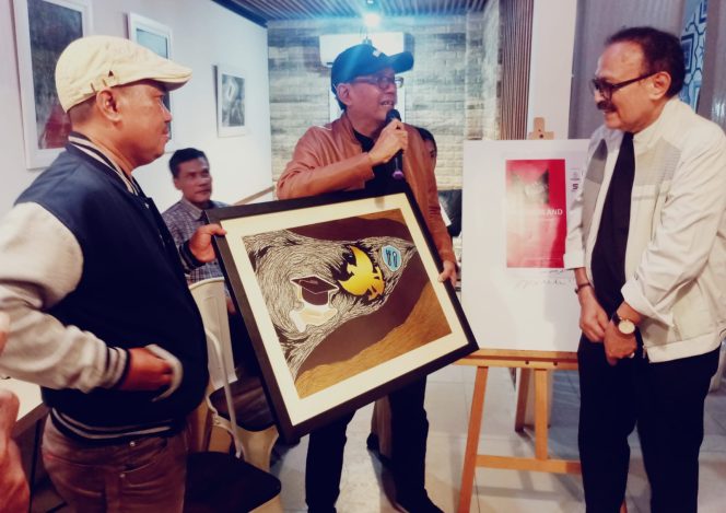 
					Pameran “Motherland” Bambang Asrini Hadirkan Refleksi Ibu dan Kebangsaan