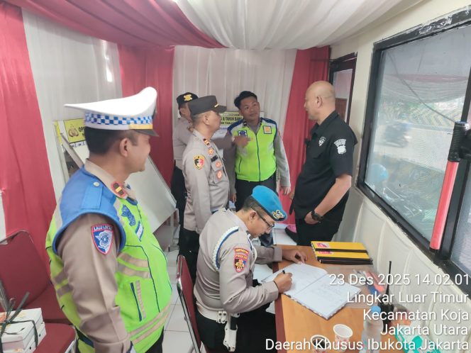 
					Sipropam Polres Pelabuhan Tanjung Priok, Pastikan Kesiapan Pos Operasi Lilin Jaya 2025 Aman dan Kondusif