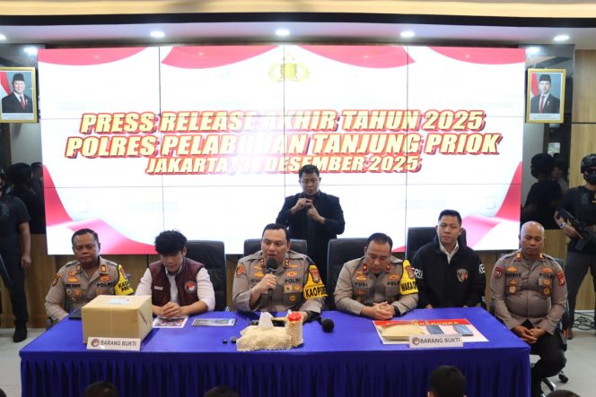 
					Polres Pelabuhan Tanjung Priok Catat Tingkat Penyelesaian Perkara 92 Persen, Sita Narkotika Senilai Rp199 Miliar di Sepanjang 2025