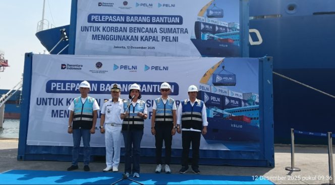 
					Pelni gunakan KM Kelud angkut bantuan bencana ke Belawan 