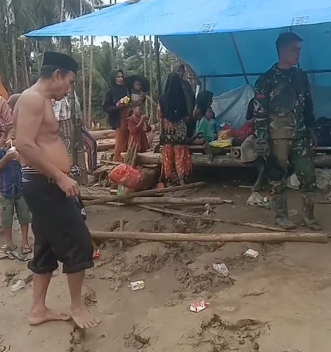 
					Banjir Aceh Utara, Warga Desa Seuleumak Masih Terisolasi Tanpa Tenda Darurat