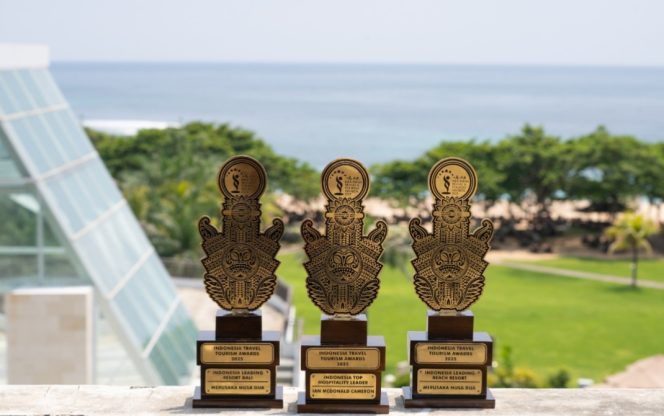 
					Penghargaan Travel & Tourism Awards 2025