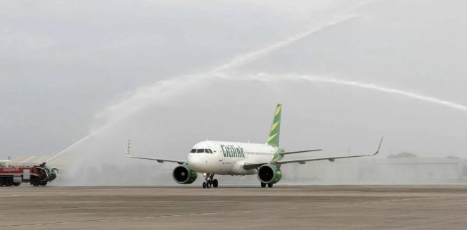 
					Water Salute Armada Citilink di Bandara Palangkaraya
