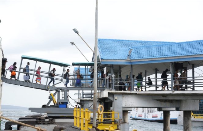 
					Suasana di Pelabuhan Gilimanuk