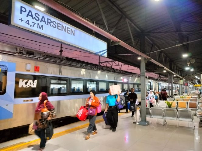 
					KAI Daop 1 Jakarta Siapkan 1.732 Perjalanan Kereta Api Selama Masa Nataru 2025/2026