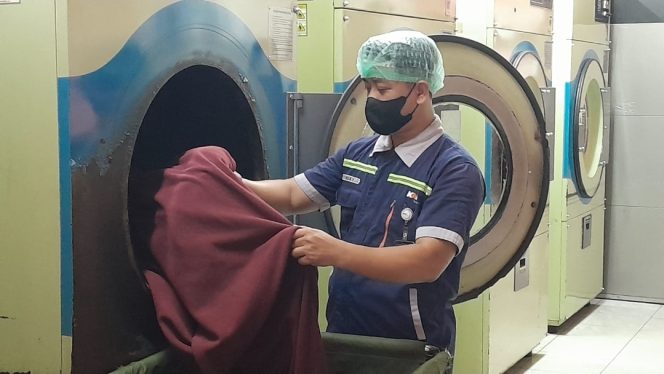 
 KAI Services Tingkatkan Kenyamanan Penumpang melalui Pengelolaan Selimut Kereta yang Higienis dan Berstandar Tinggi