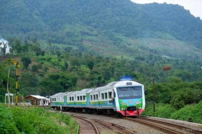 
 KAI Intensifkan Inspeksi Jalur untuk Memperkuat Keandalan Prasarana dan Layanan di Stasiun Jelang Nataru
