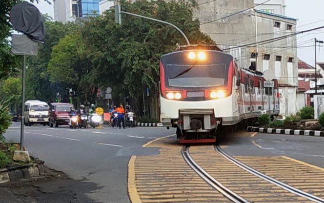 
 KA Lokal Batara Kresna, Pilihan Perjalanan Santai dan Terjangkau di Solo Raya-Wonogiri