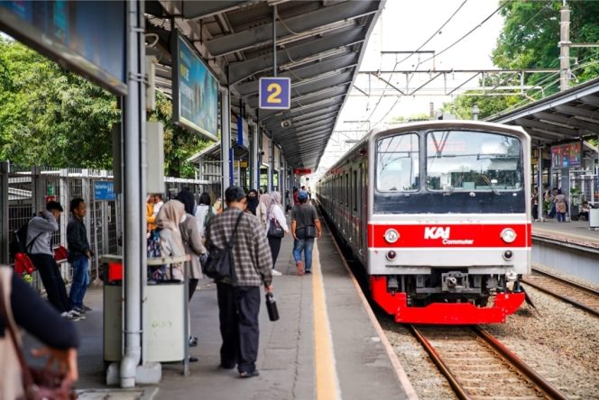 
					Ratusan Juta Perjalanan Dilayani, KAI Perkuat Peran Transportasi Rel sebagai Tulang Punggung Mobilitas Jabodetabek