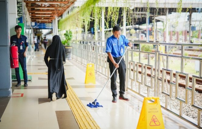 
 KAI Services Ajak Penumpang Kurangi Sampah Selama Libur Nataru 2025/2026