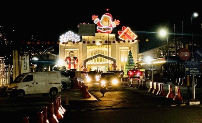 
					KAI Daop 6 Yogyakarta Hadirkan Dekorasi Natal dan Livery Khusus Sambut Liburan Nataru