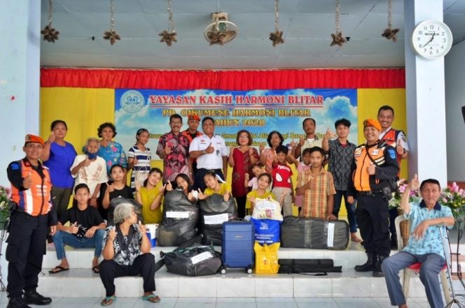 
					KAI Daop 7 Madiun Salurkan Barang Lost and Found kepada Panti Asuhan di Blitar