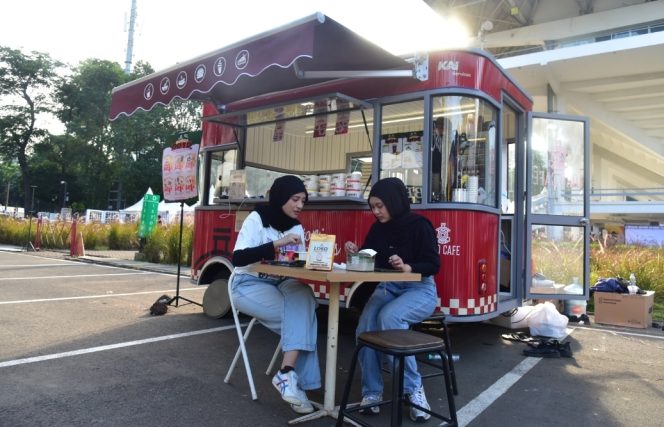 
 Meriahkan Jakcloth 2025, Loko Café Hadirkan Food Truck dengan Promo Jajan Kekinian