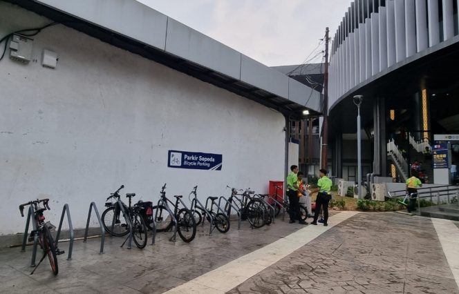 
					Pelaku Pencuri Sepeda di Stasiun Tanah Abang Ditangkap, KAI Commuter Tindak Tegas