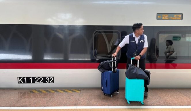 
					Permudah Penumpang saat Nataru, KCIC Hadirkan Layanan Porter di Stasiun Whoosh Halim
