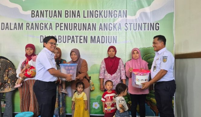
					Hadir untuk Generasi Sehat Bebas Stunting, KAI Daop 7 Madiun Beri Bantuan TJSL Rp 57,5 Juta