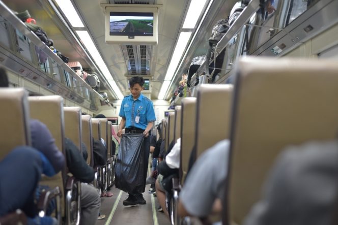 
					KAI Ajak Pelanggan Jaga Kebersihan Stasiun dan Kereta di Tengah Lonjakan Penumpang Nataru
