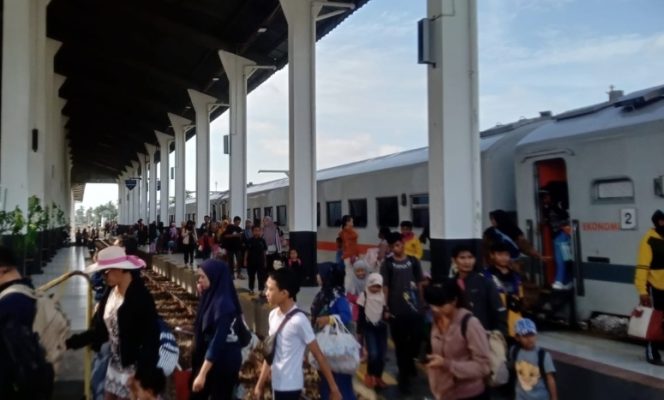 
					Stasiun Ketapang Layani 22 Ribu Penumpang Nataru, Perkuat Gerbang Wisata Jawa-Bali