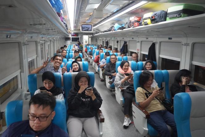 
					KAI Daop 1 Jakarta Siapkan 158.959 Kursi Selama Libur Panjang Isra Miraj