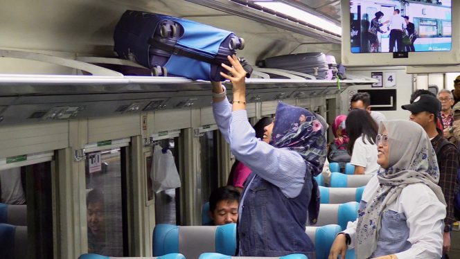 
					30 Ribu Penumpang Tinggalkan Jakarta Hari Ini, KAI: Tiket Tanggal 16-18 Masih Longgar