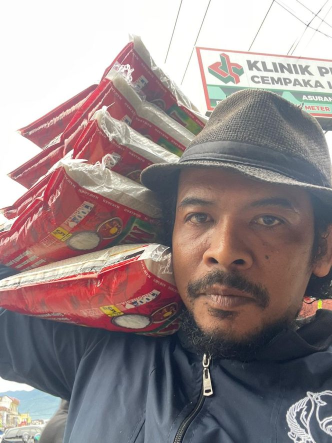 
					Ketika Cabe Menjadi Beras: Solidaritas Seniman Aceh di Tengah Sunyinya Negara