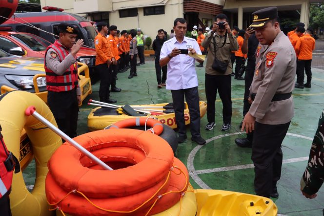 
 Polres Pelabuhan Tanjung Priok Gelar Apel Kesiapsiagaan Hadapi Potensi Bencana