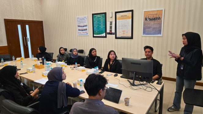 
 Upaya Pencegahan dan Penanggulangan di Lingkungan Kerja, Terminal Teluk Lamong Gelar Sosialisasi HIV/AIDS