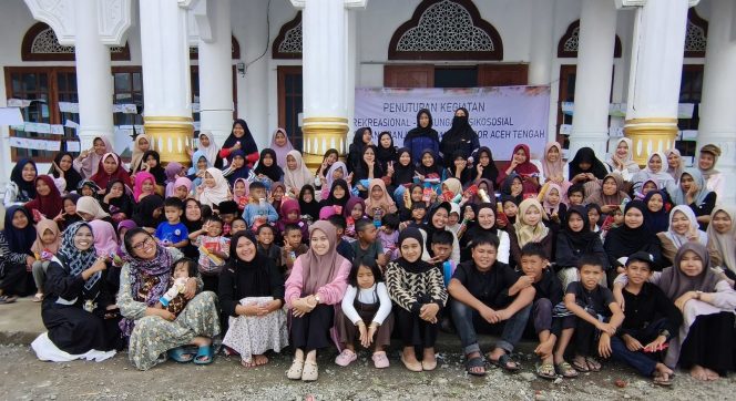 
 Trauma Healing di Toweren Ditutup dengan Pentas Seni dan Makan Bersama Warga