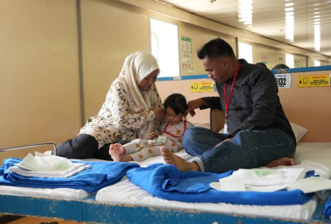 
					Penumpang Kapal PELNI