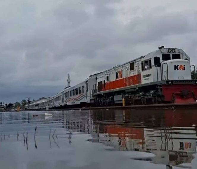 
 Banjir lagi Banjir lagi, Sejumlah KA Batal Berangkat
