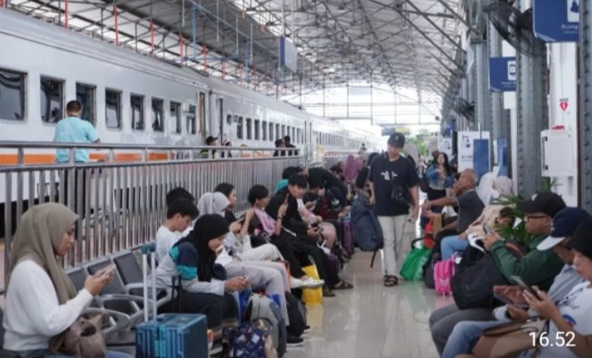 
					KAI Daop 4 Memberlakukan Skema Pemesanan H-45 Tiket Lebaran 2026